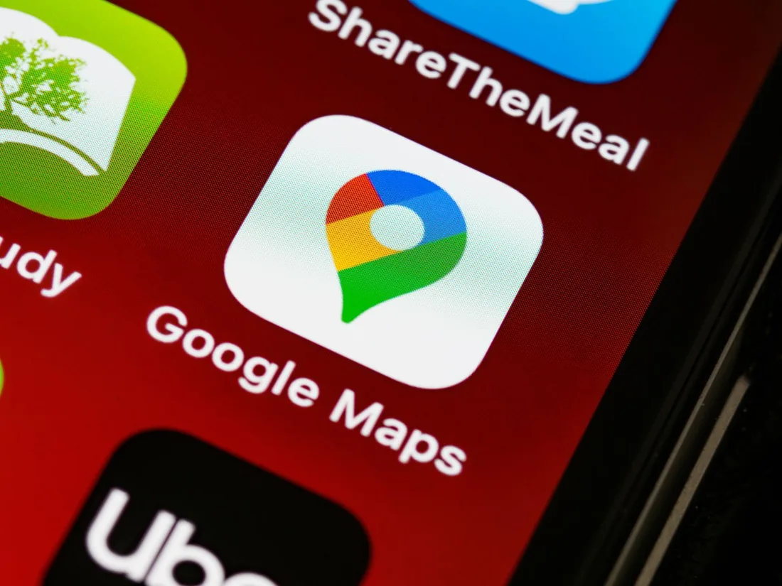 Icône de l'application Google Maps sur un écran de smartphone